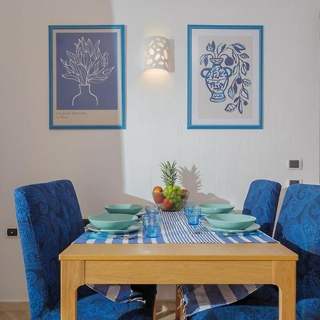 Villetta Azzurro - Sherdenia Luxury Apartments マリネッラ エクステリア 写真