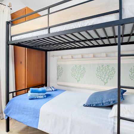 Villetta Azzurro - Sherdenia Luxury Apartments マリネッラ エクステリア 写真