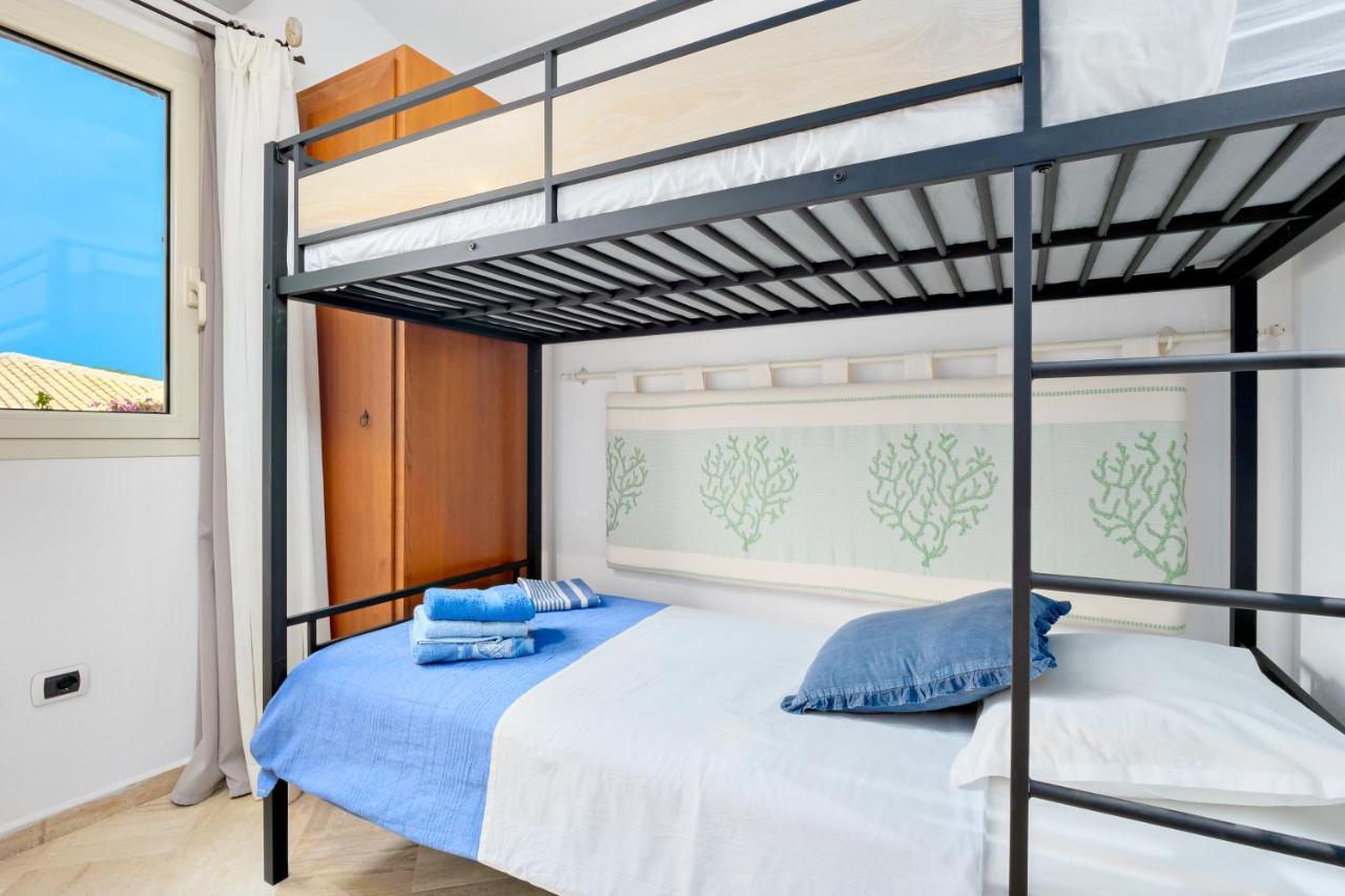 Villetta Azzurro - Sherdenia Luxury Apartments マリネッラ エクステリア 写真